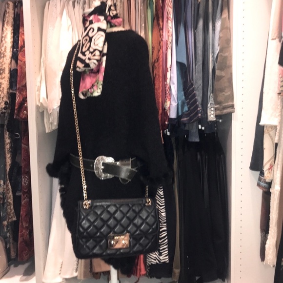 Black Leather Belt w/Western Flare Buckle, Sz. L. Perfect condition. Like new. - Picture 11 of 11